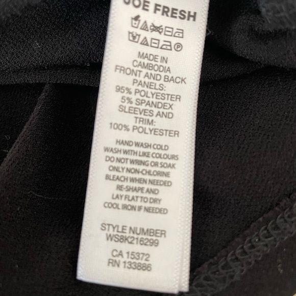 Black shirt with flared sleeves - Picture 5 of 5